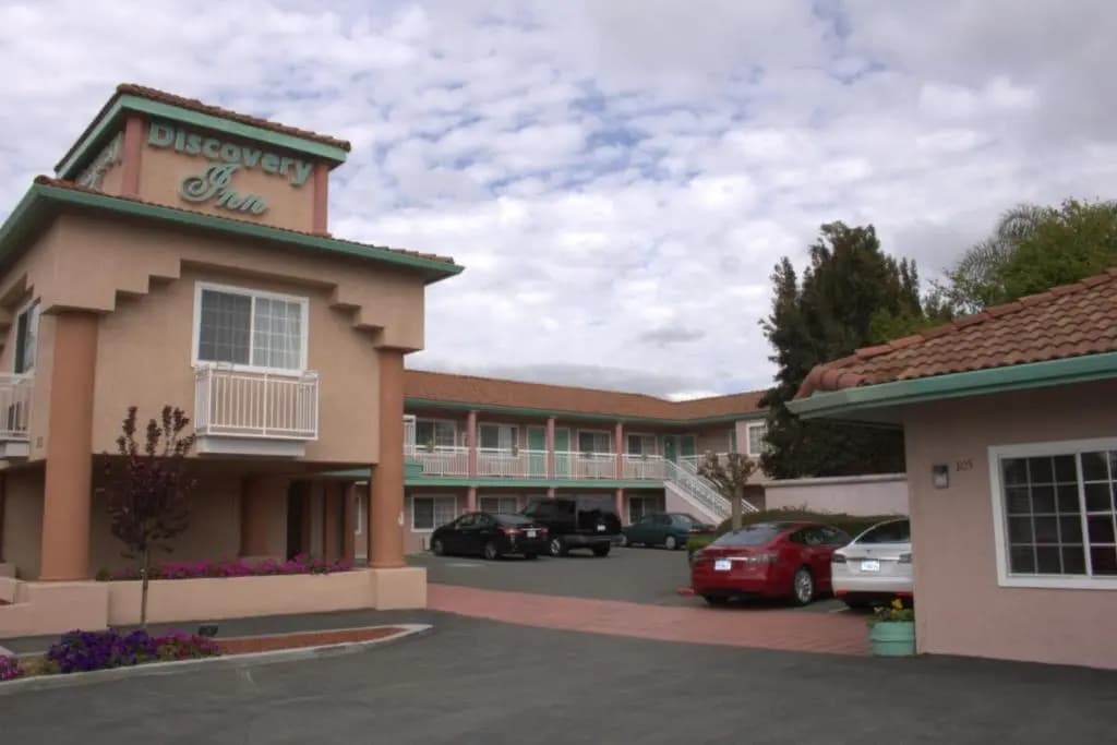 Hotel photo 1
