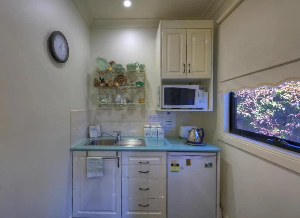 1 Bedroom Apartment with garden view
