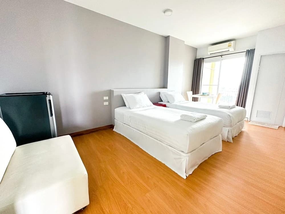 Deluxe Double room twin beds