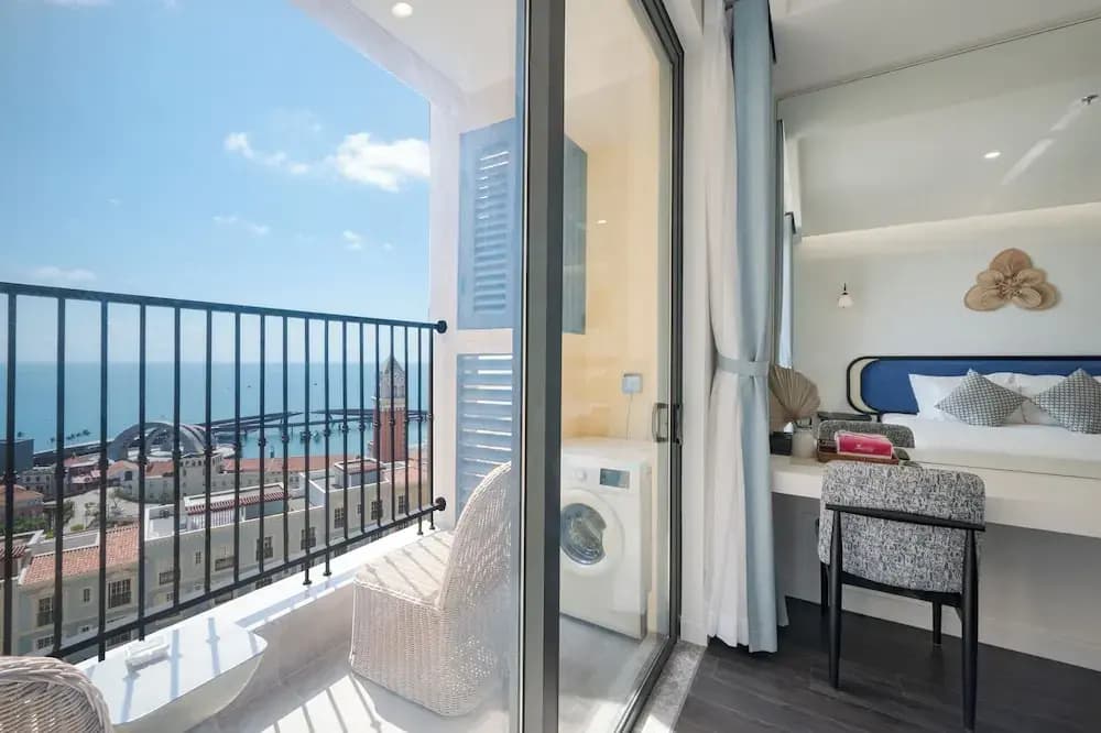 Standard Double Apartment beachfront full double bed