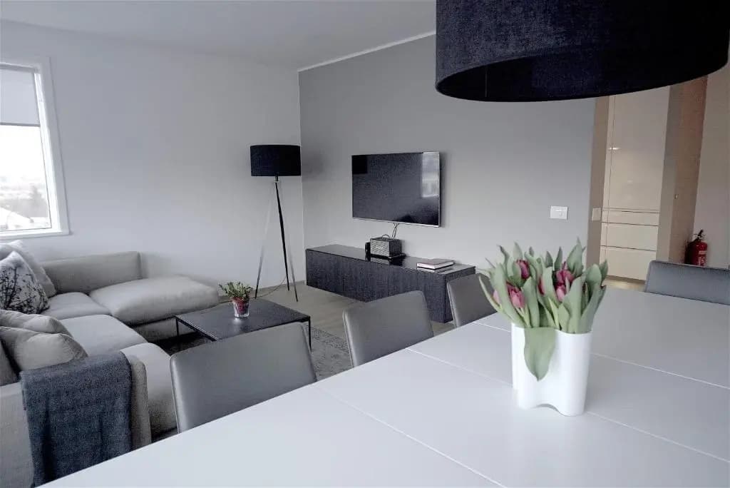 Apartment with balcony