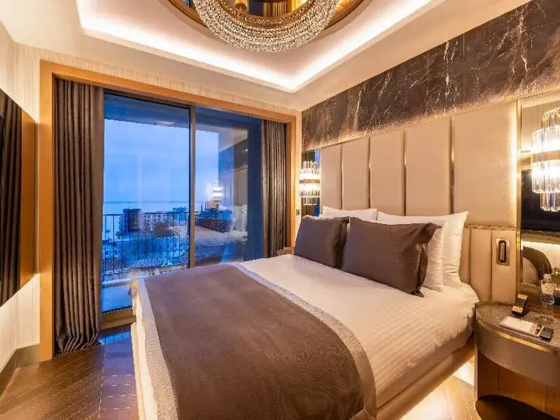 2 Bedrooms Premier Suite with balcony