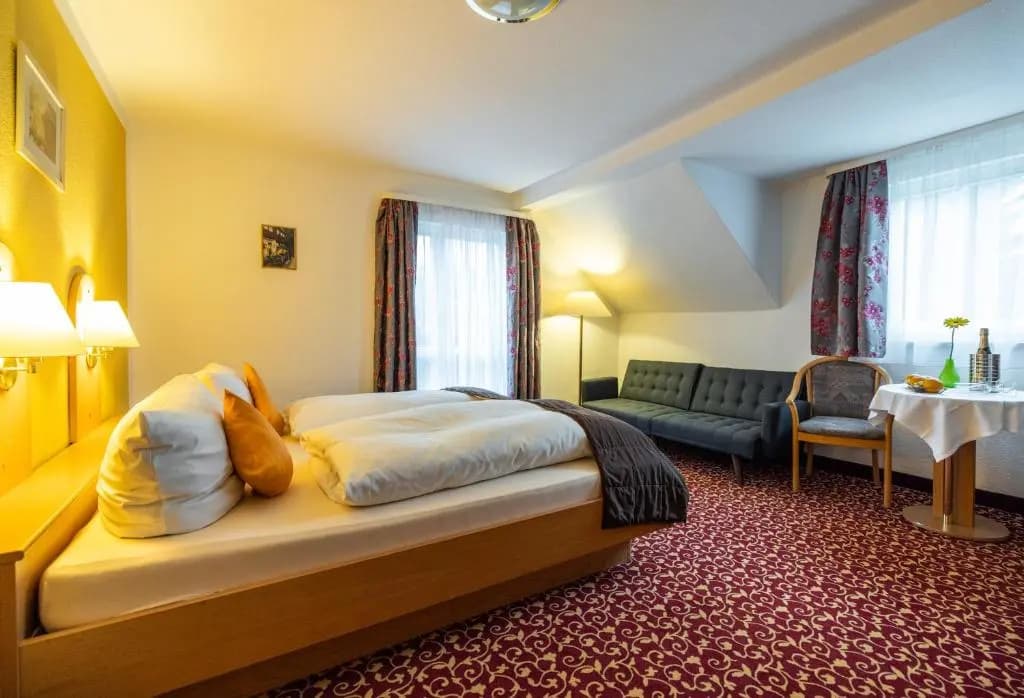 Standard Double room with balcony full double bed