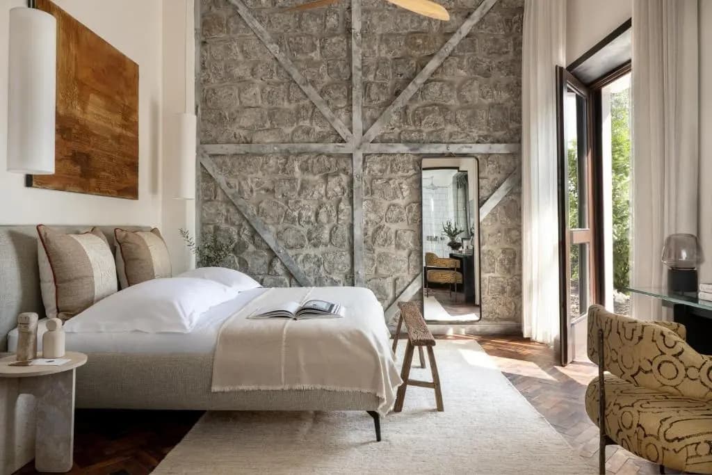 Superior room