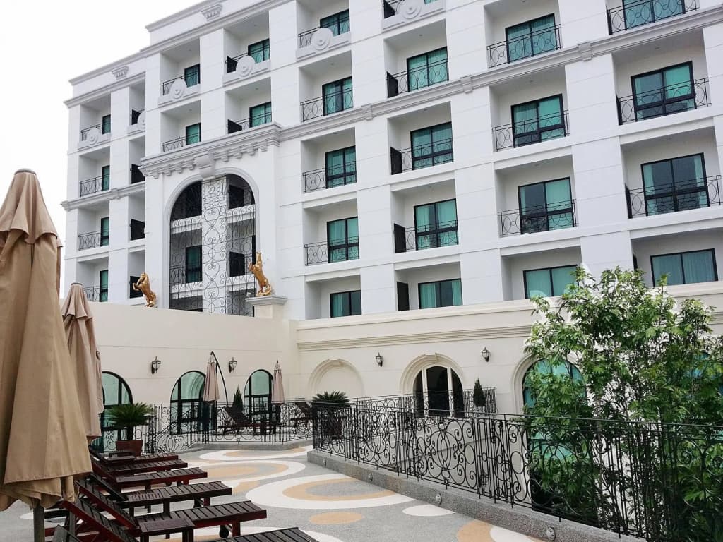 Hotel photo 1