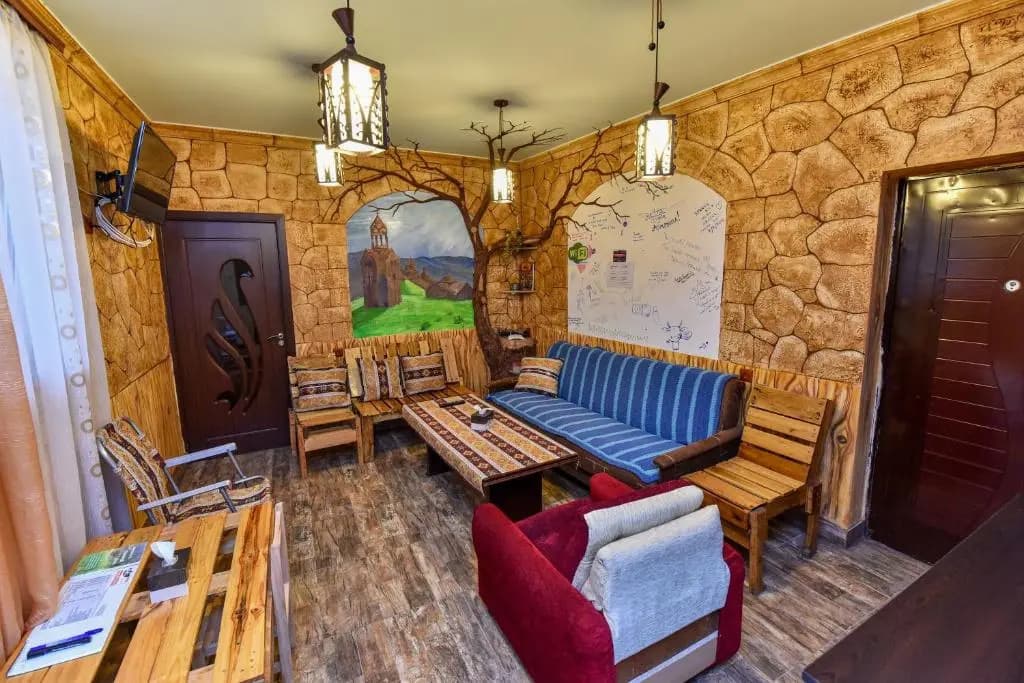 Economy Triple room