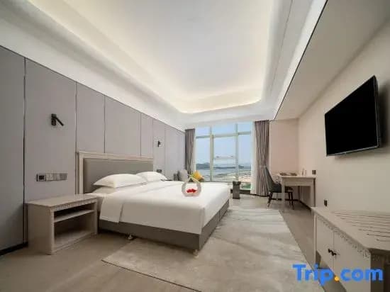 Premier Double room with sea view full double bed