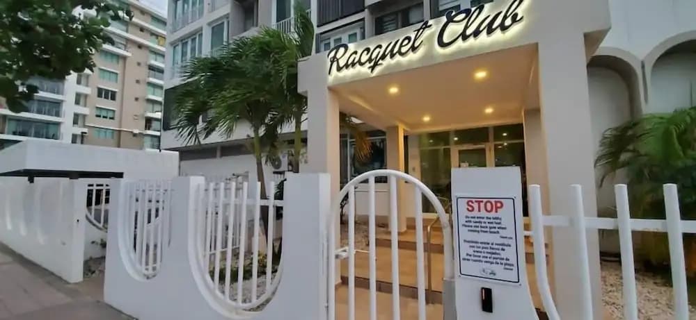 Hotel photo 1