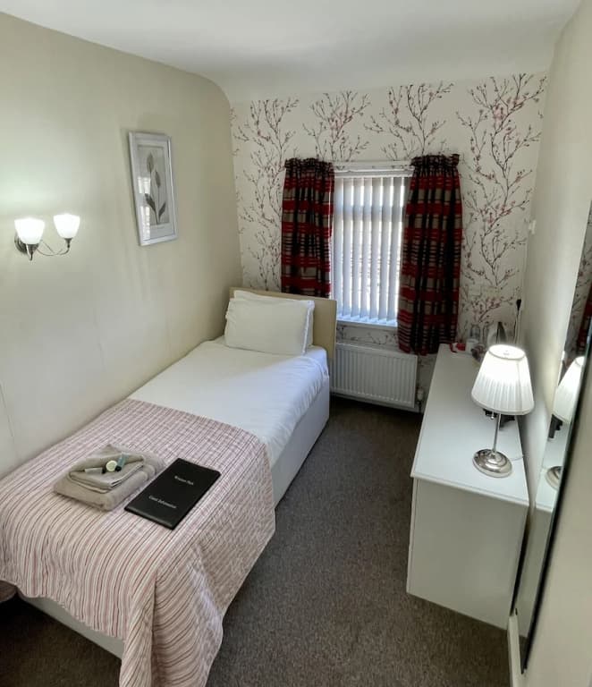 Standard Single room with sea view