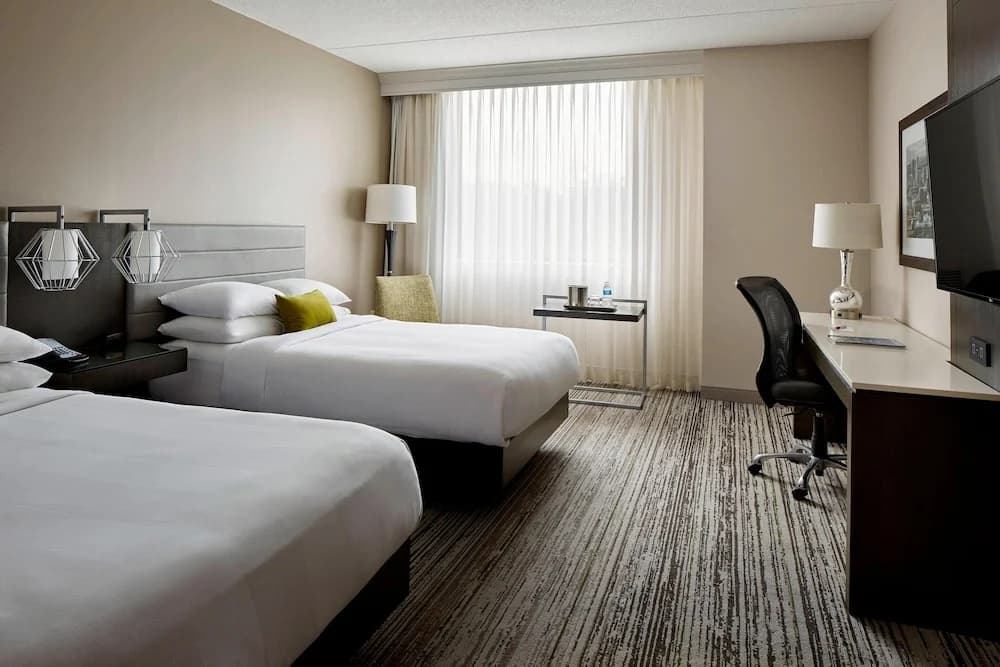 Standard Quadruple Club room