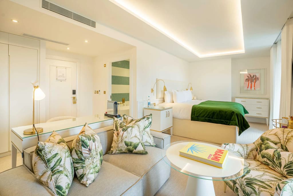 Suite with sea view