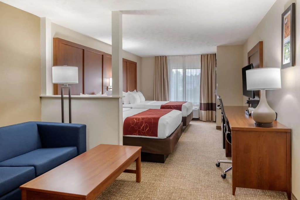 Quadruple Suite