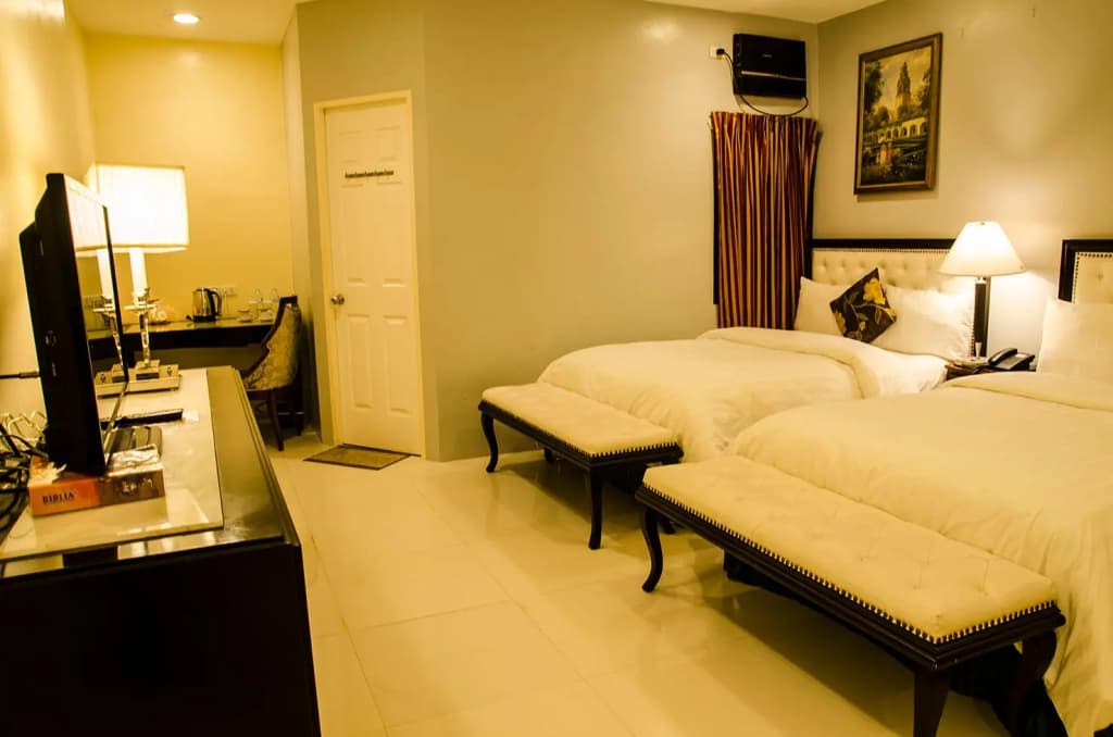 Deluxe Double room full double bed