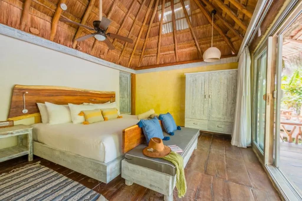 Double room with garden view full double bed