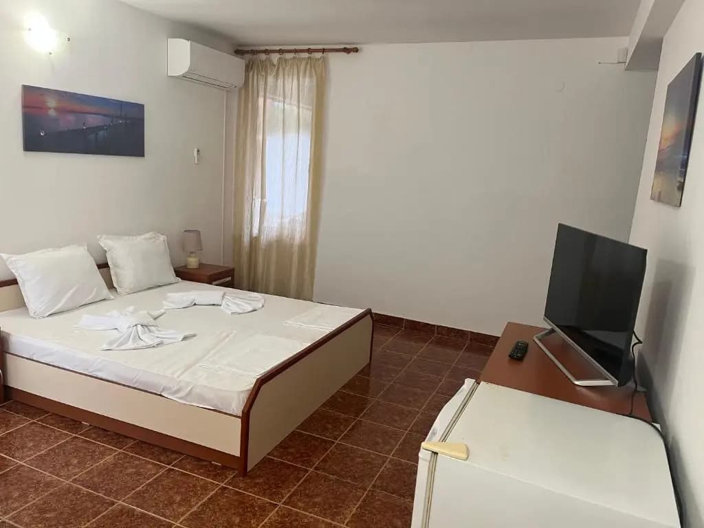 Standard Double room with balcony full double bed