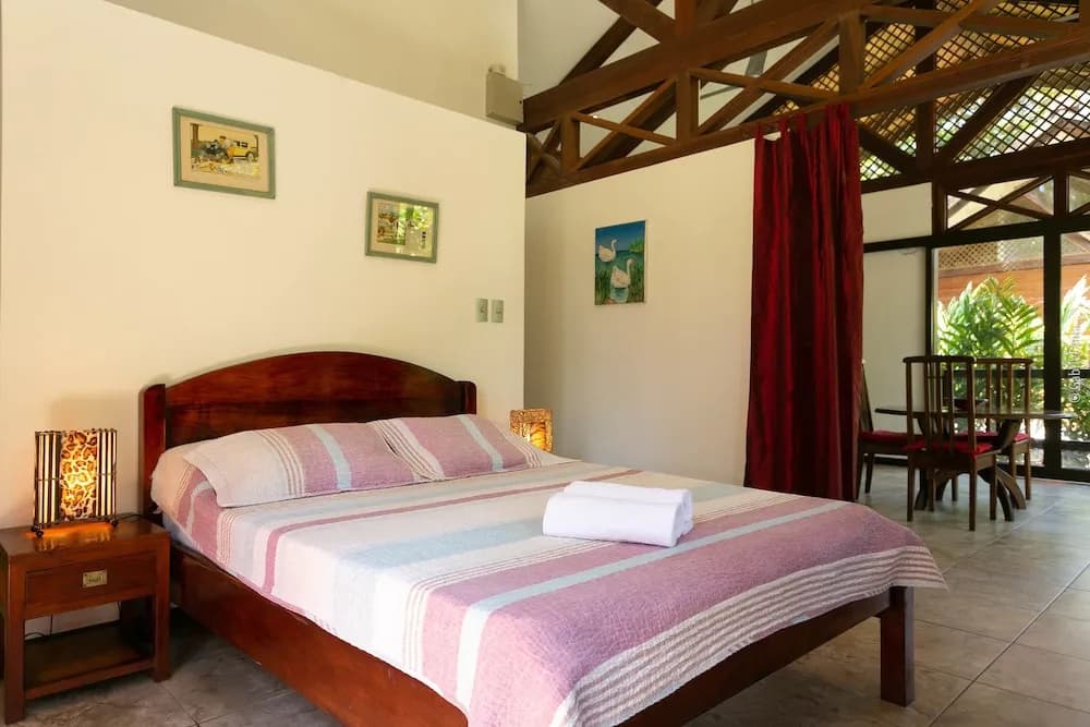 Double Bungalow full double bed