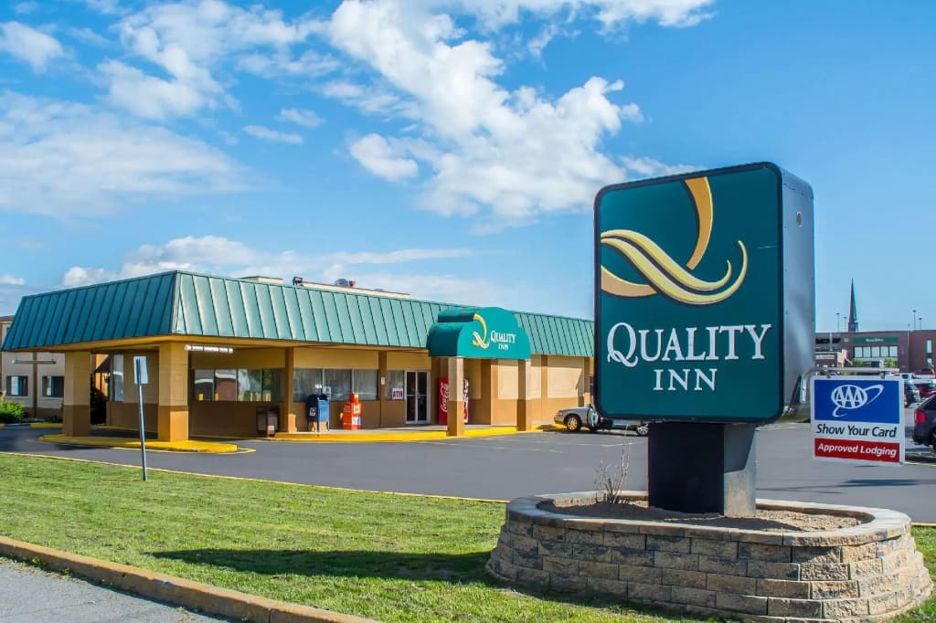 Business Quadruple room