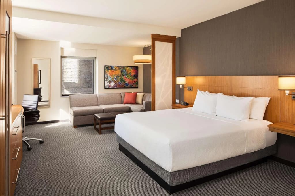 Room (plus sofa bed)