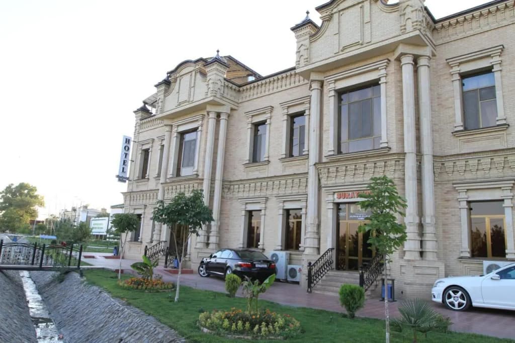 Hotel photo 1