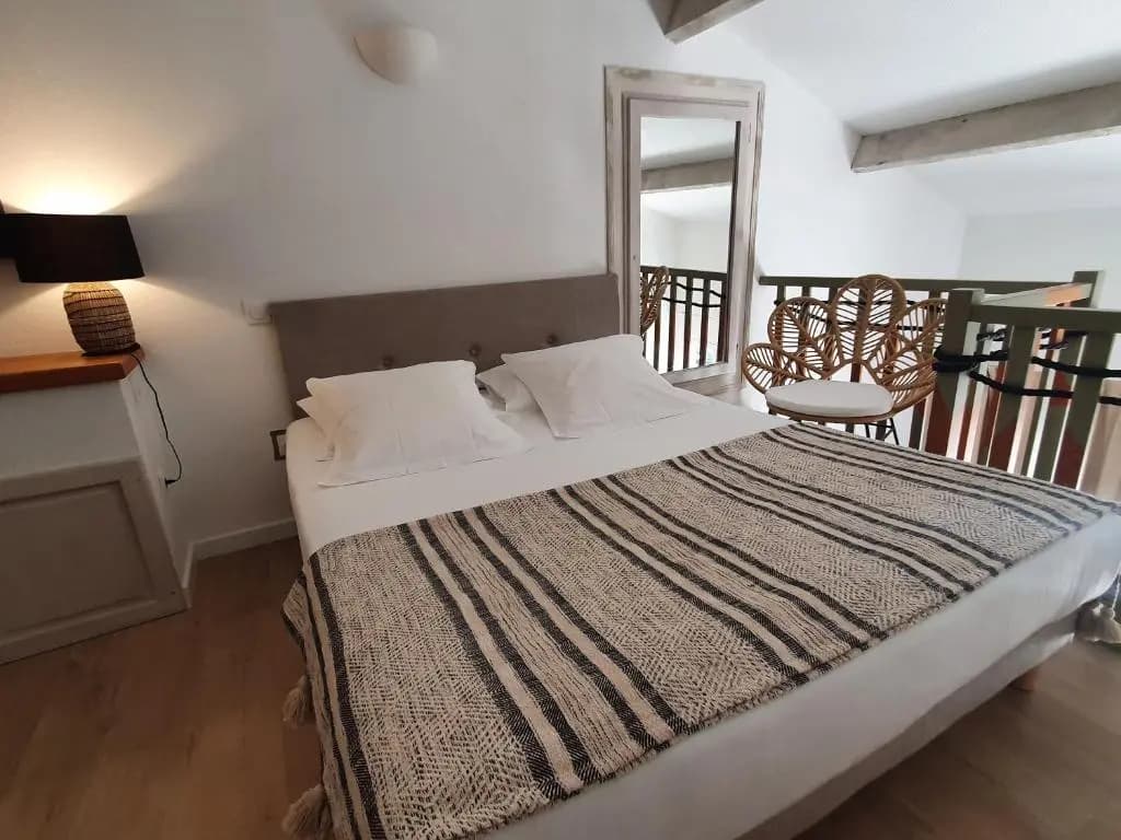 Standard Duplex room