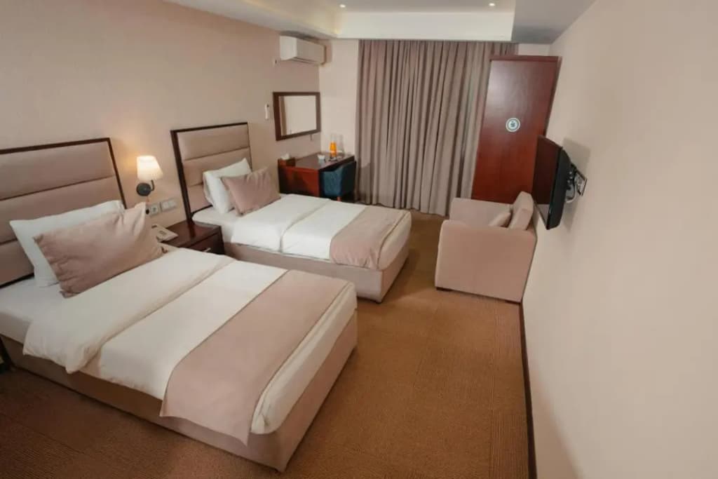 Hotel photo 2