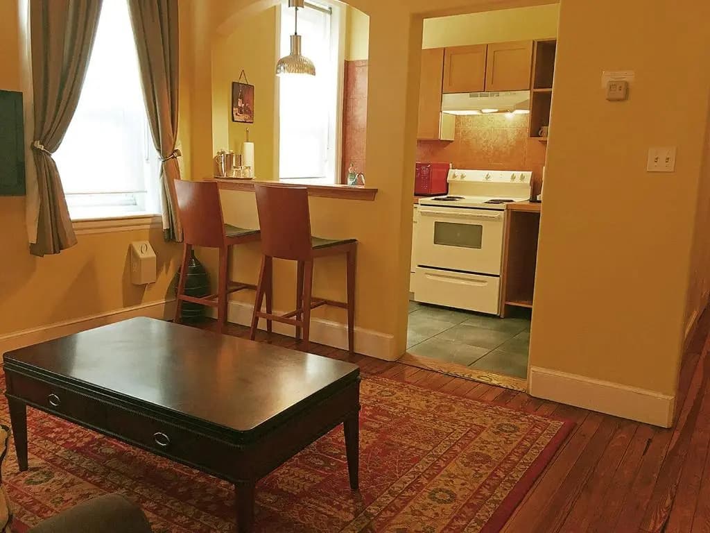 1 Bedroom Apartment