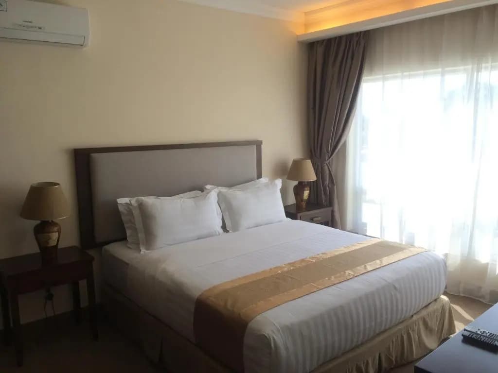 Deluxe Suite