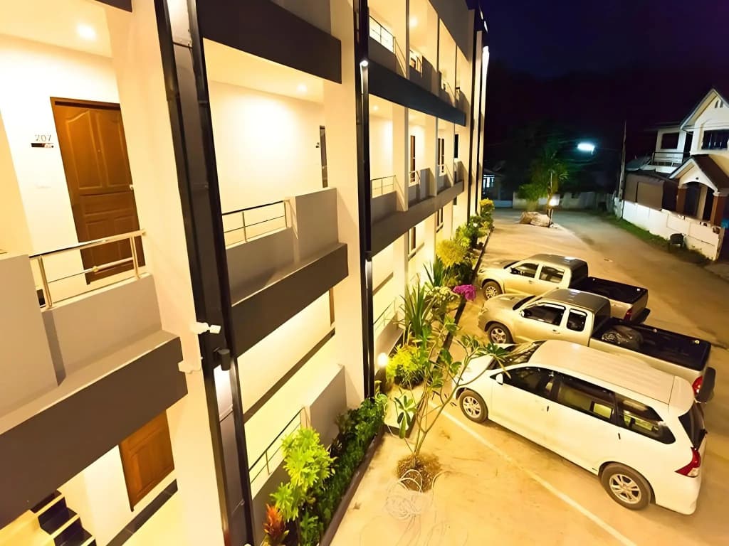 Hotel photo 12