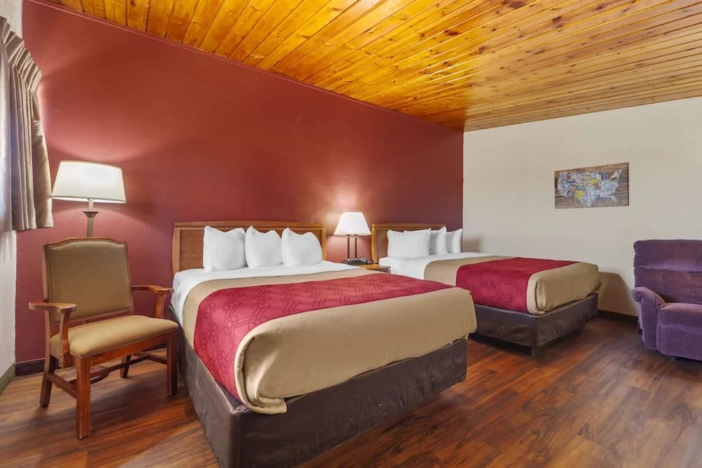 Quadruple Suite