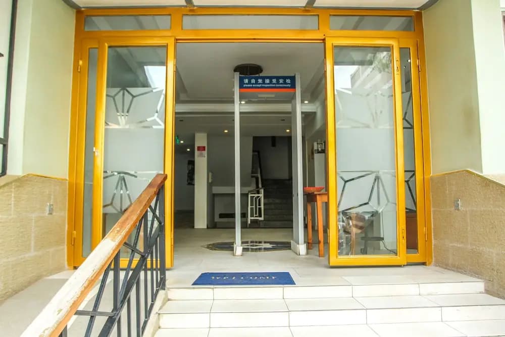 Hotel photo 1