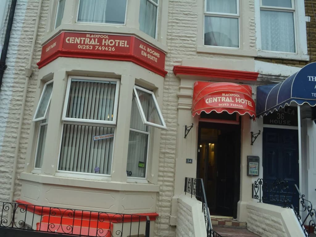 Hotel photo 1