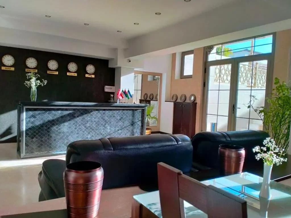 Hotel photo 1