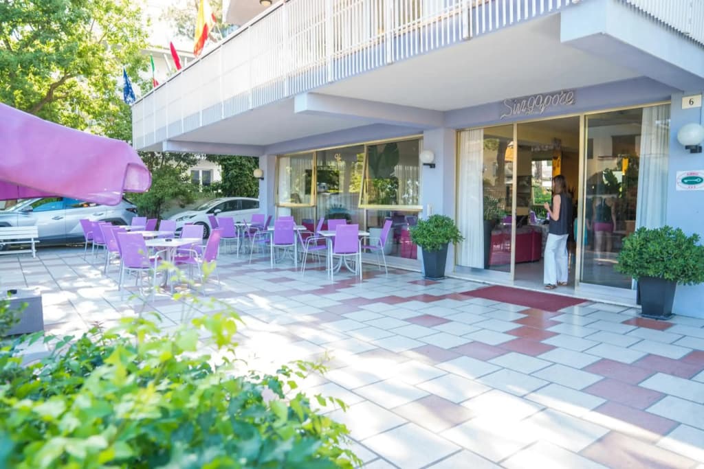 Hotel photo 2