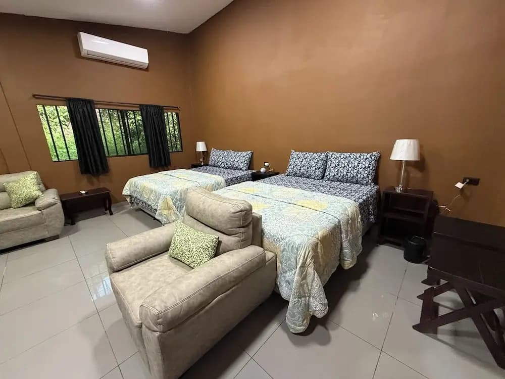 Deluxe Apartment