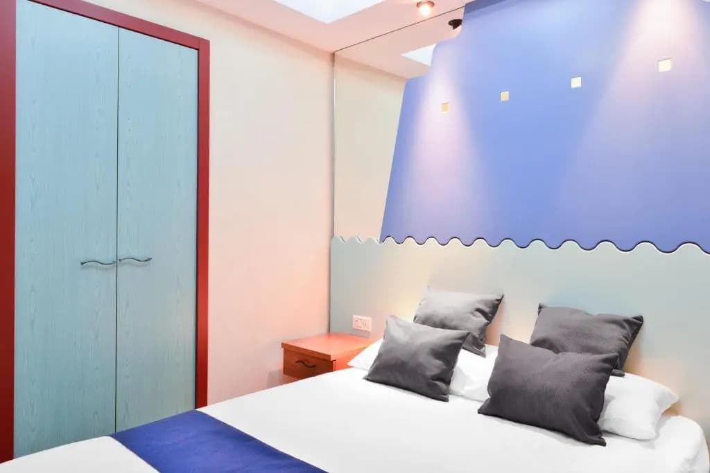 2 Bedrooms Triple Villa with balcony