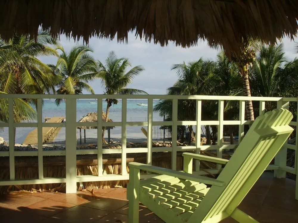 2 Bedrooms Double Villa oceanfront full double bed