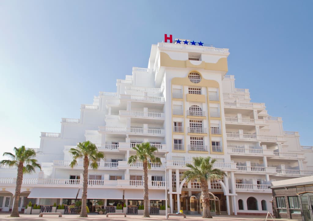 Hotel photo 1