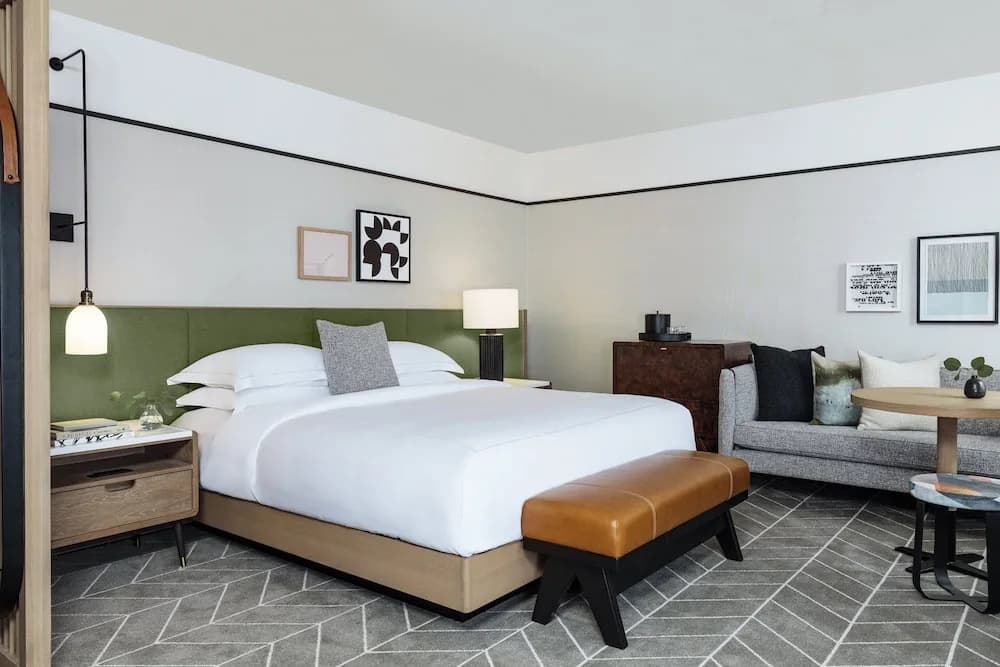 Premium Double room with view full double bed