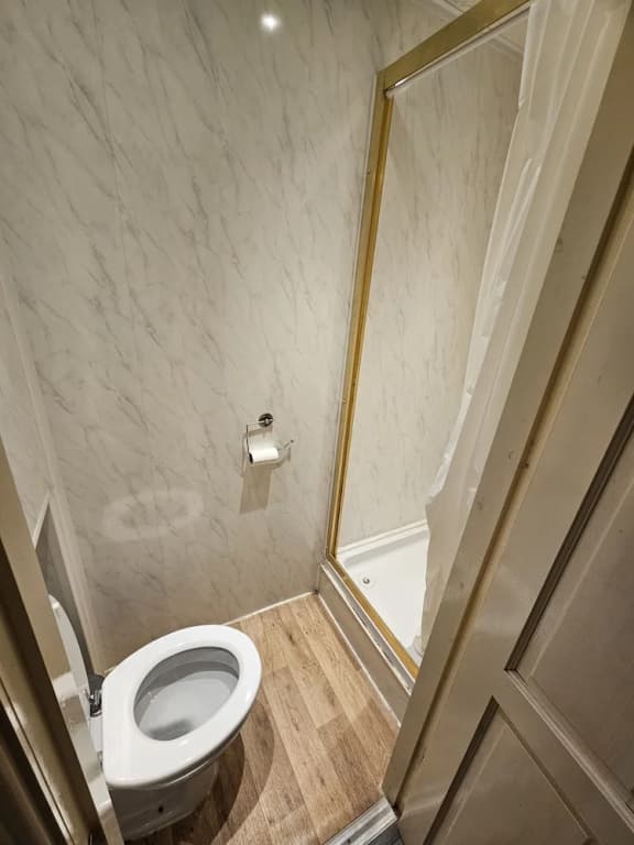 Economy Double room full double bed
