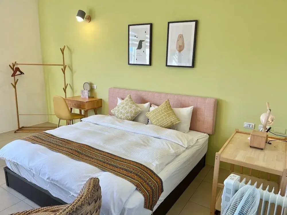 Deluxe Double room with mountain view full double bed