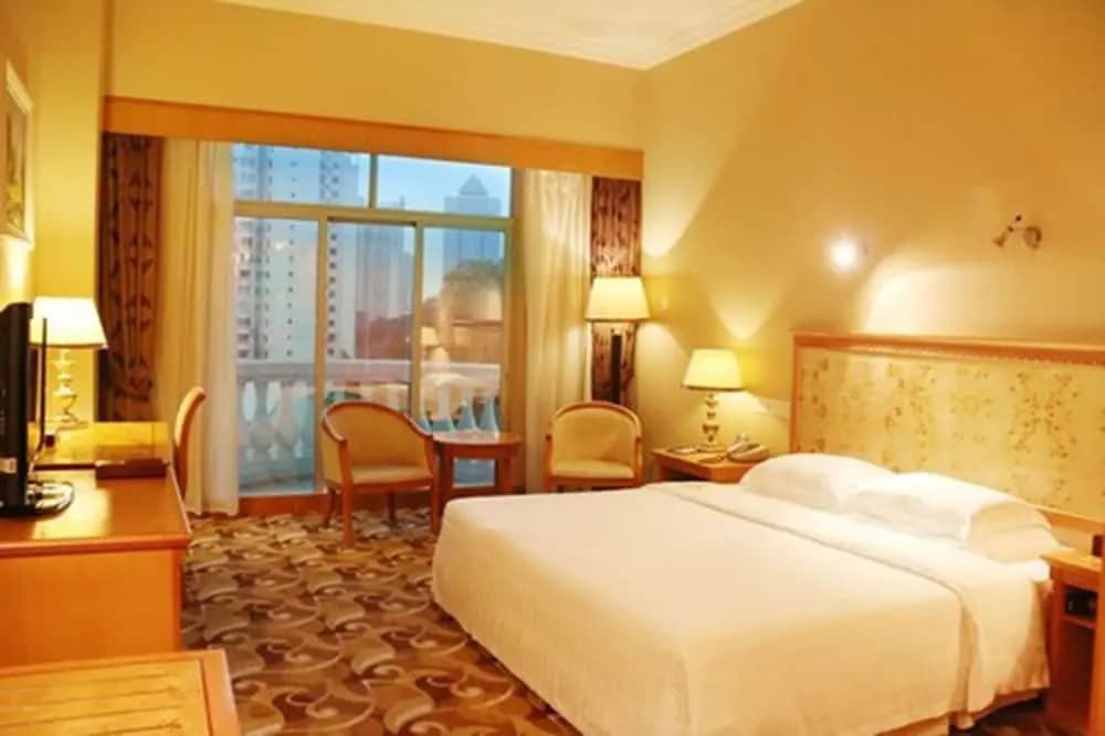 Superior Double room with mountain view full double bed