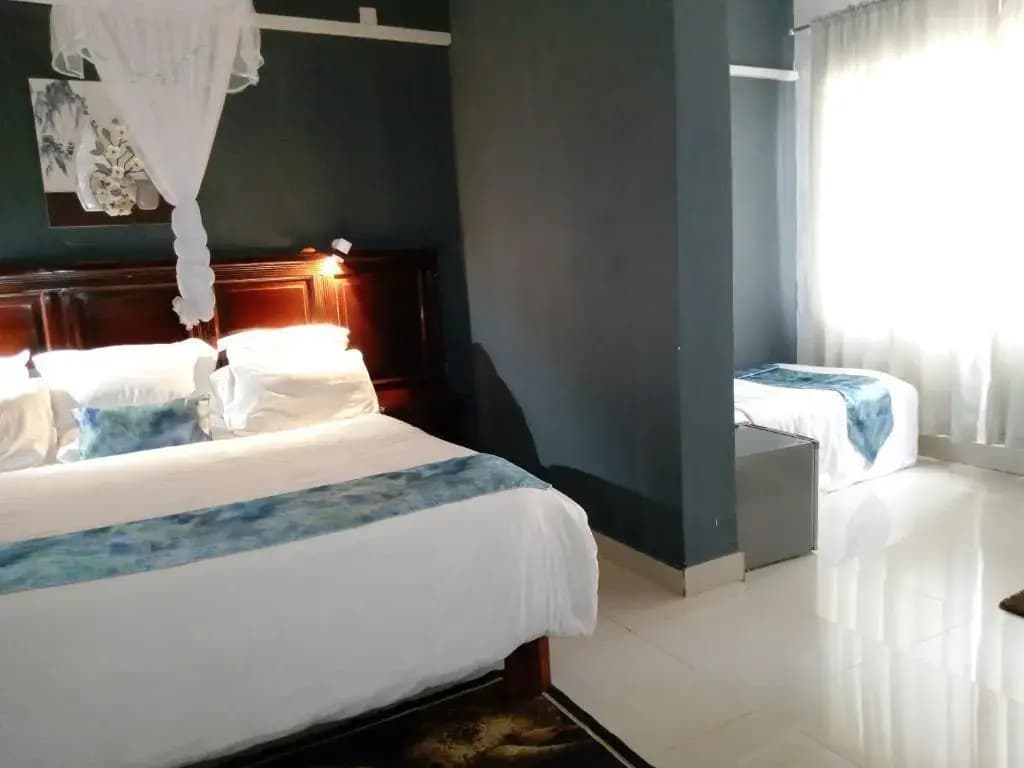 Hotel photo 2