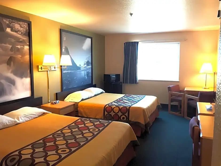 Standard room with mountain view