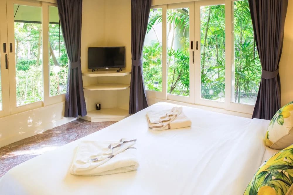 2 Bedrooms Villa with balcony