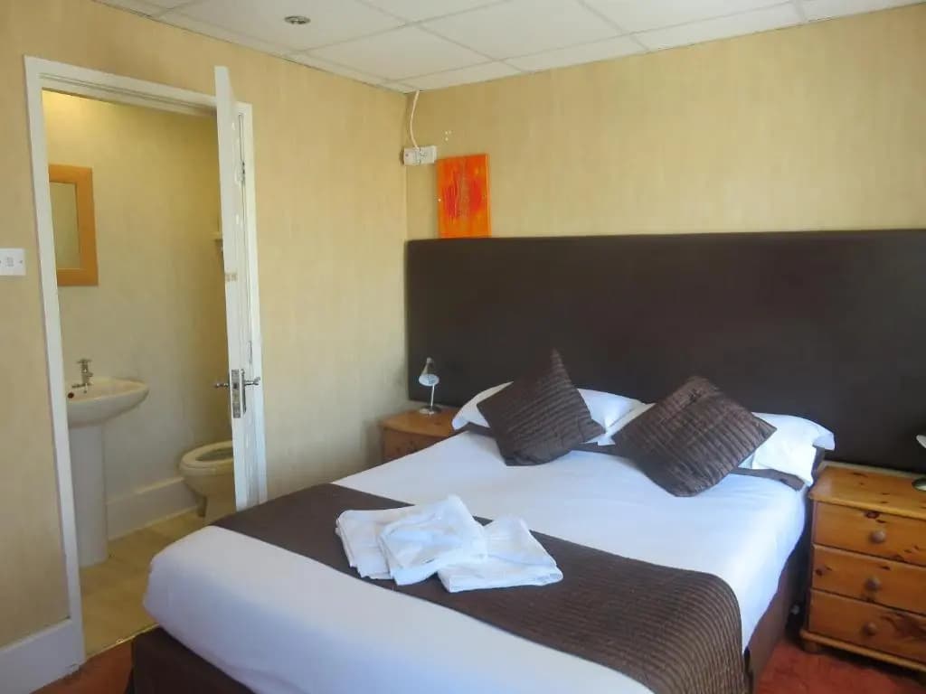 Economy room