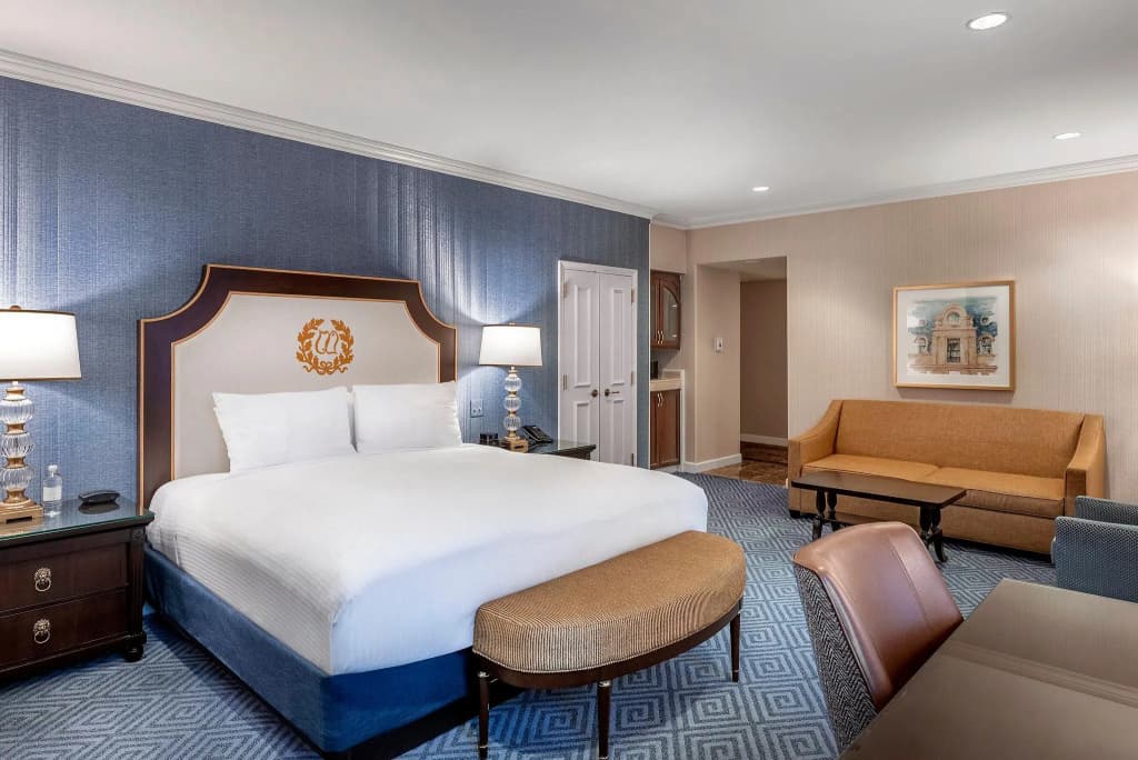 Double Junior Suite full double bed
