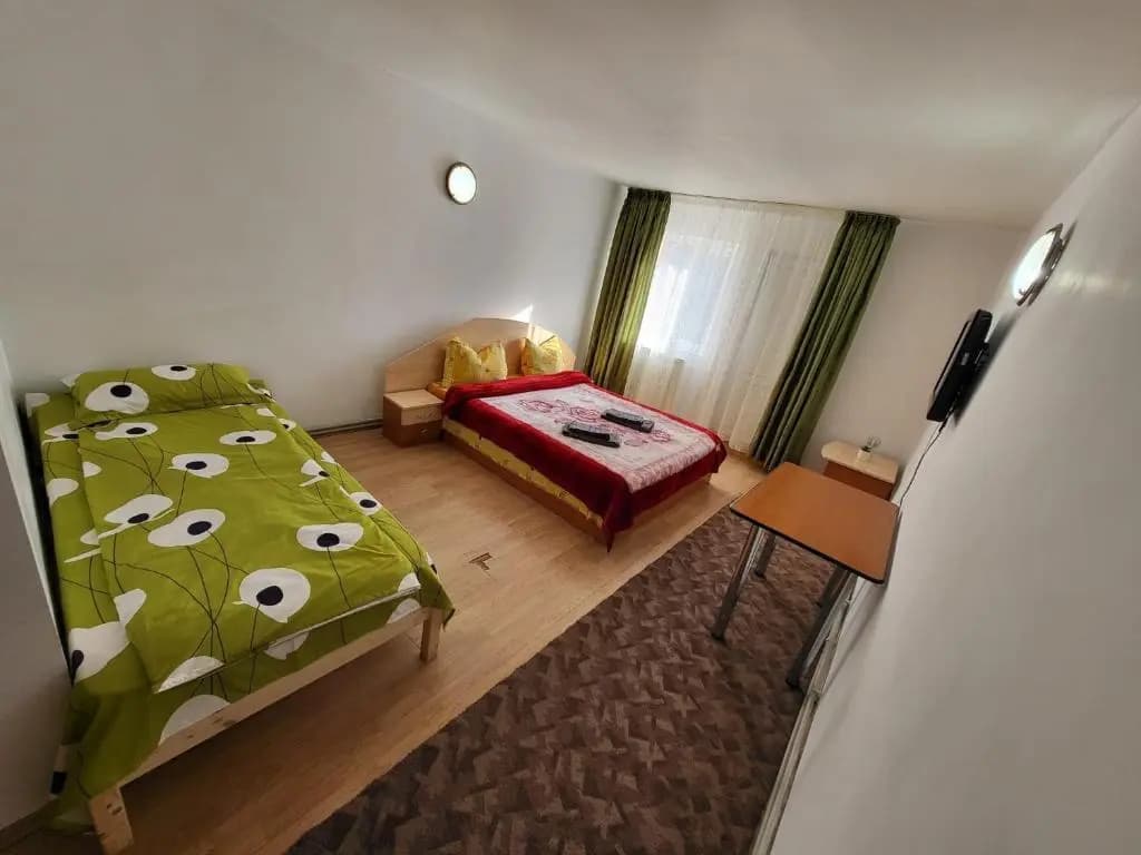 Standard Triple room with balcony