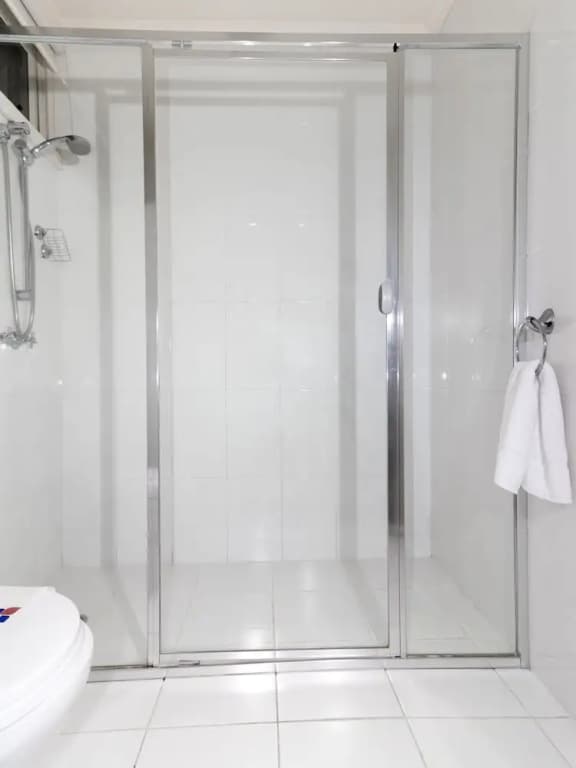 1 Bedroom Apartment with partial ocean view