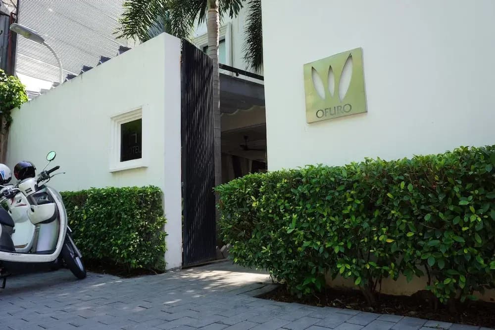 Hotel photo 1