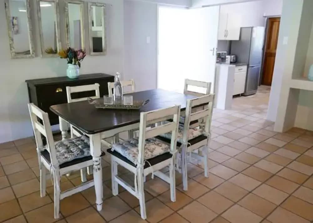 2 Bedrooms Deluxe Cottage